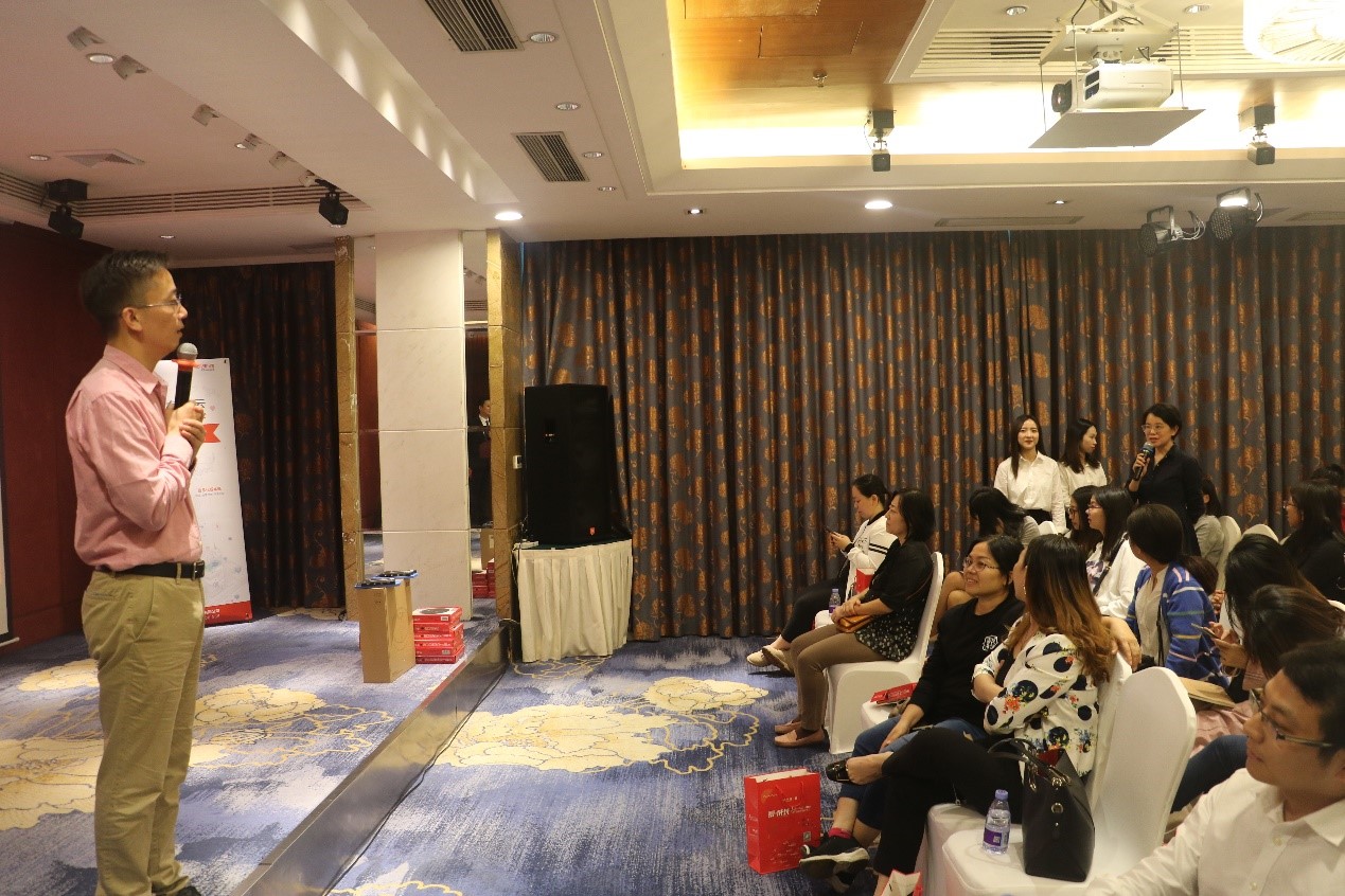 用友深圳好会计现场照片